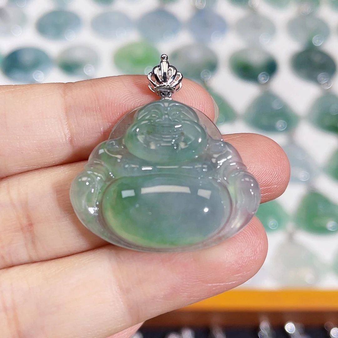 颈饰18K金镶嵌翡翠吊坠