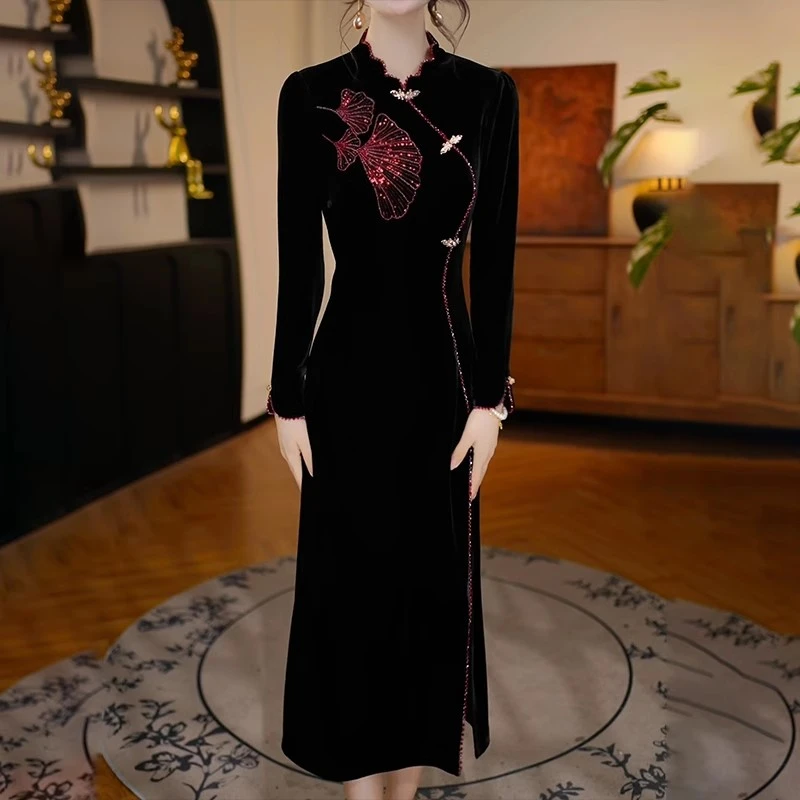 显瘦拼接秋冬长袖2025高端气质连衣裙优雅复古礼服打底裙新款新款