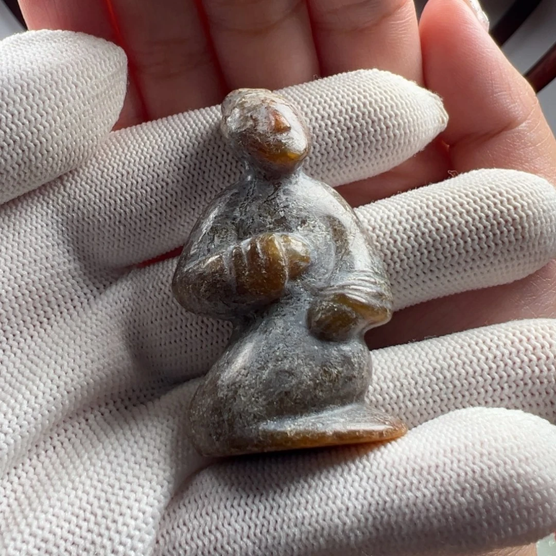 用***3和田玉未镶嵌颈饰