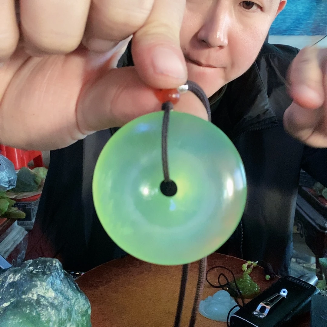 蛇纹石玉未镶嵌珠宝半成品