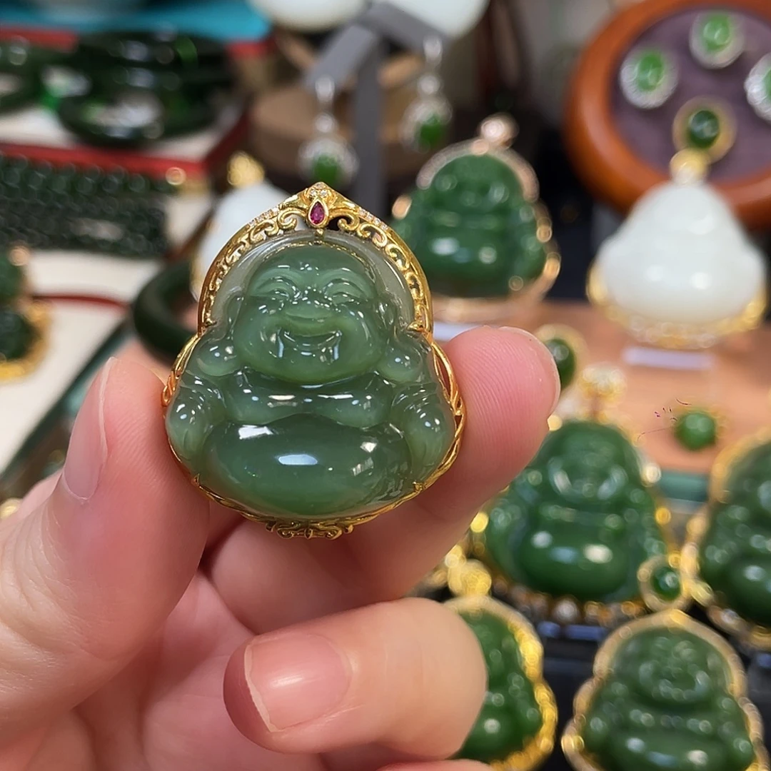 和田玉18K金镶嵌颈饰猫眼佛公30