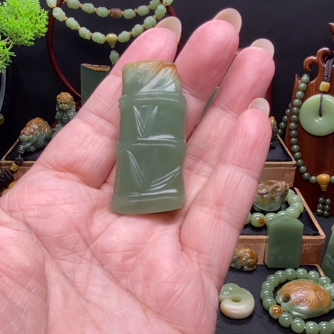 岫岩河磨玉（透闪石质玉）未镶嵌挂件