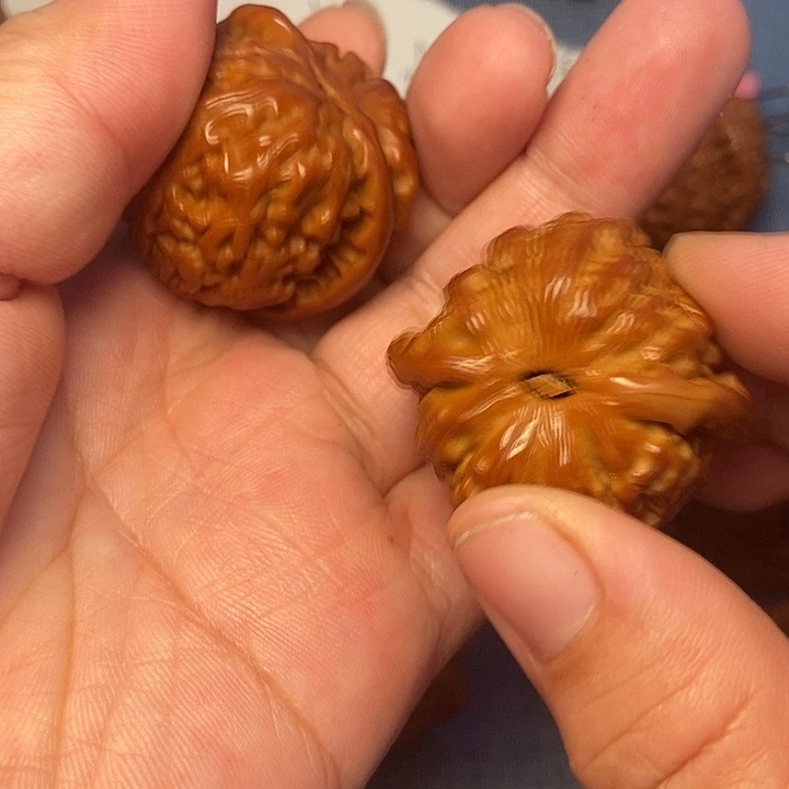 啊***哦吊坠文玩核桃白37