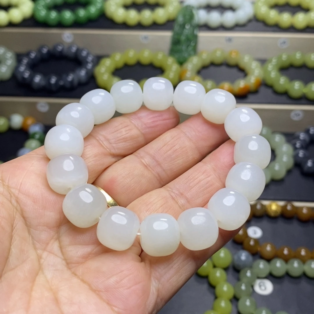 和田玉未镶嵌手串