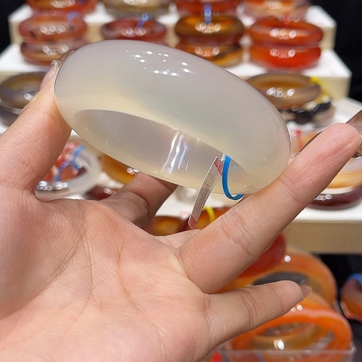 玛瑙/玉髓手镯未镶嵌白**）