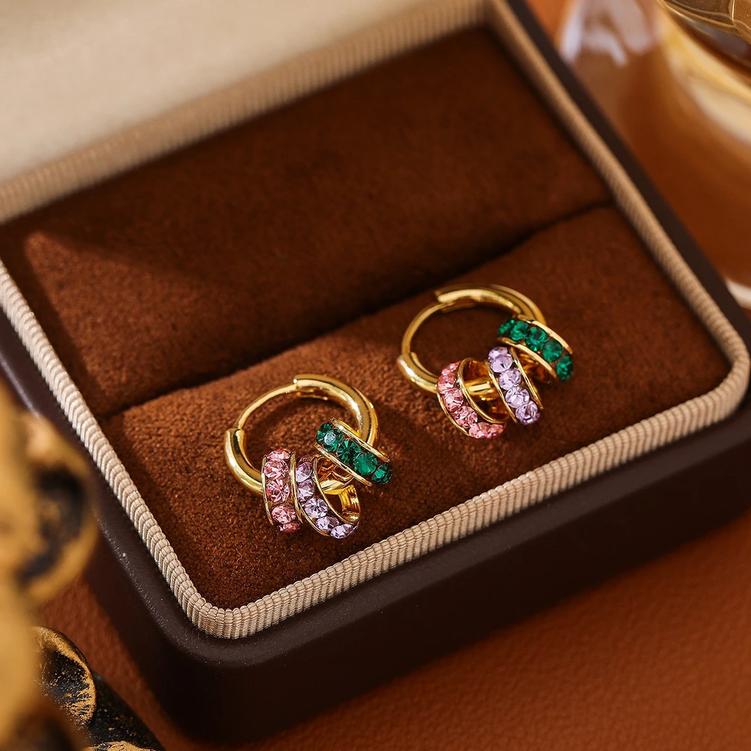 铜合金合成锆石耳饰 【春和景明】法式经典百搭三色满钻圈圈风耳环