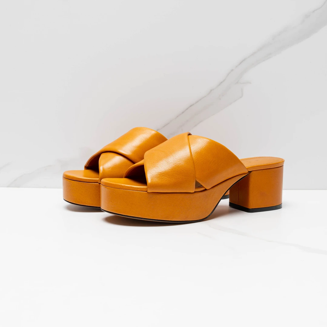 全新未使用 MARNI 【瑞池女装】女士中跟凉鞋/MRGS00104