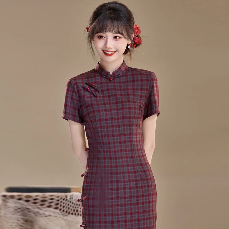 新中式旗袍2025夏季新款老上海素雅国风改良礼服格子日常可穿裙子