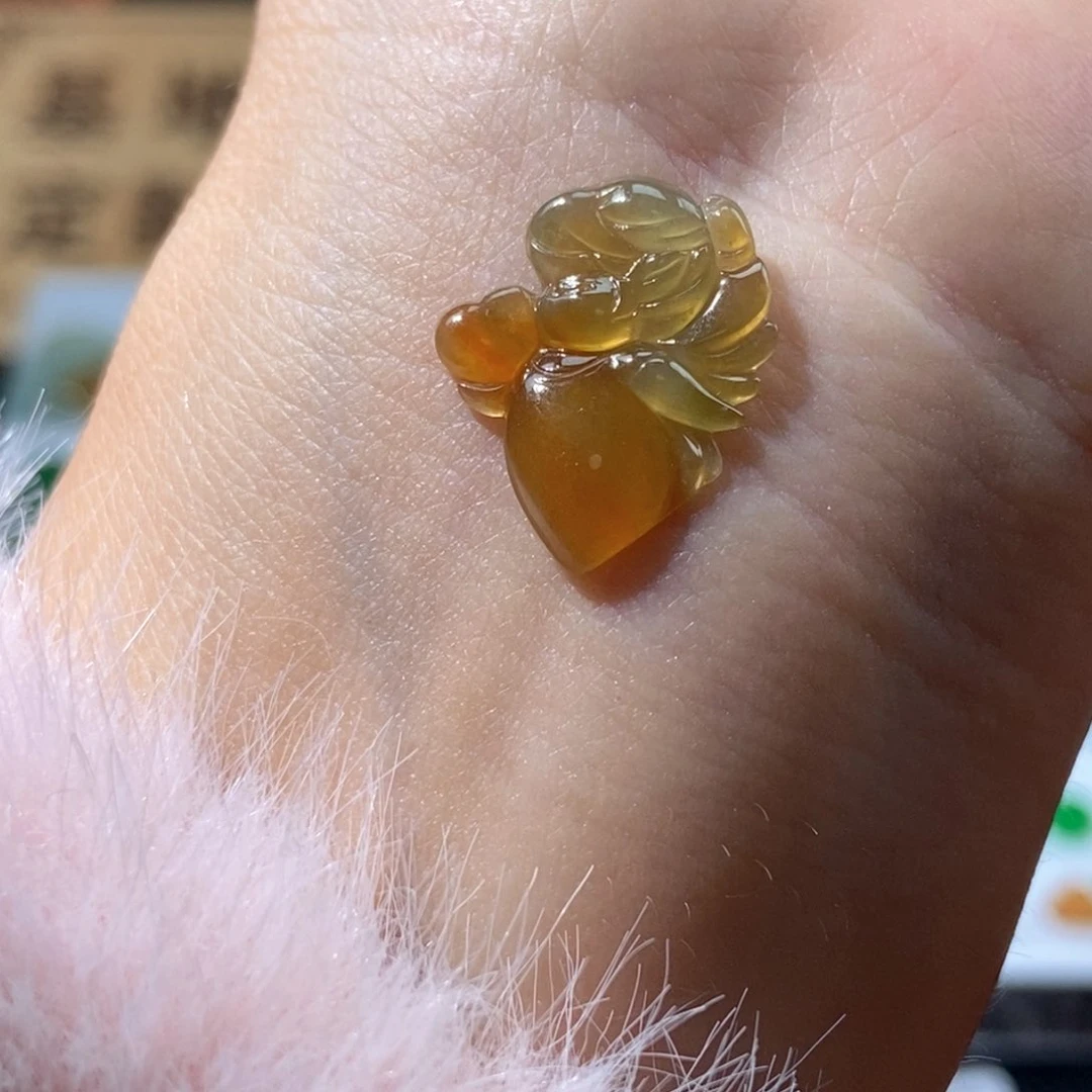 定制翡翠未镶嵌翡翠18×14.5×2.2