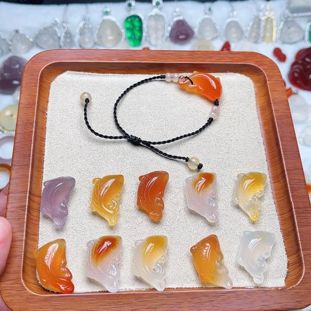 玛瑙/玉髓颈饰未镶嵌多样性发货 拍一发一