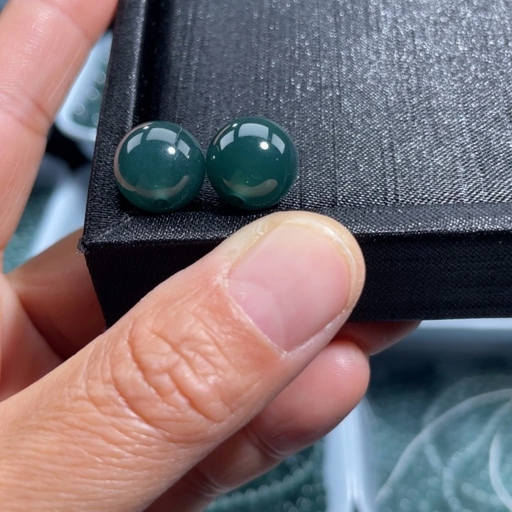 翡翠未镶嵌手链多样性发货