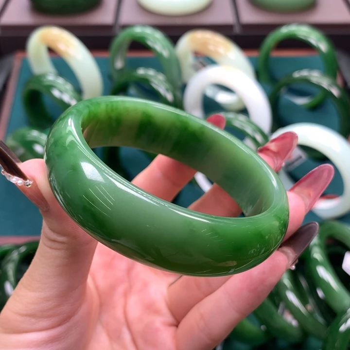 未镶嵌手镯和田玉（碧玉）5859