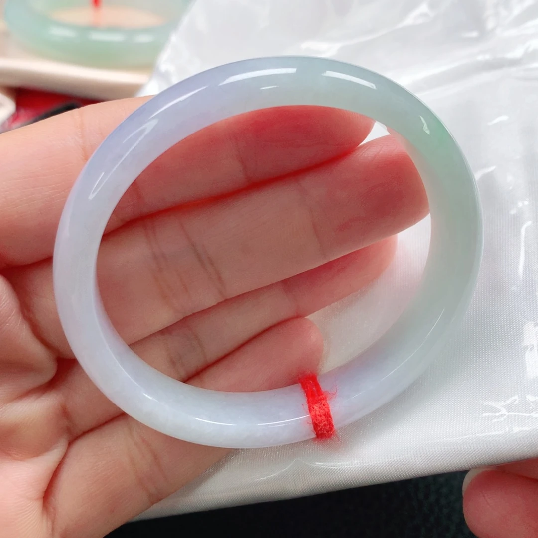 未镶嵌手镯翡翠52.8贵妃