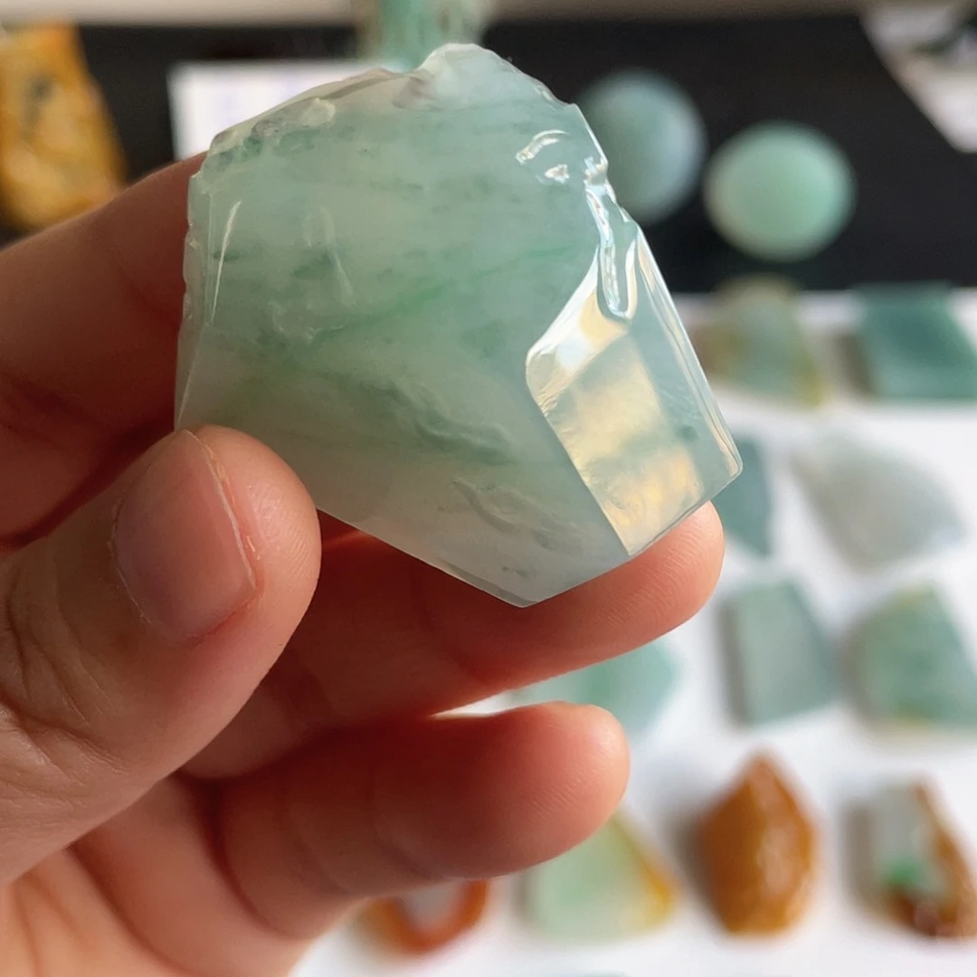 定制翡翠未镶嵌包工