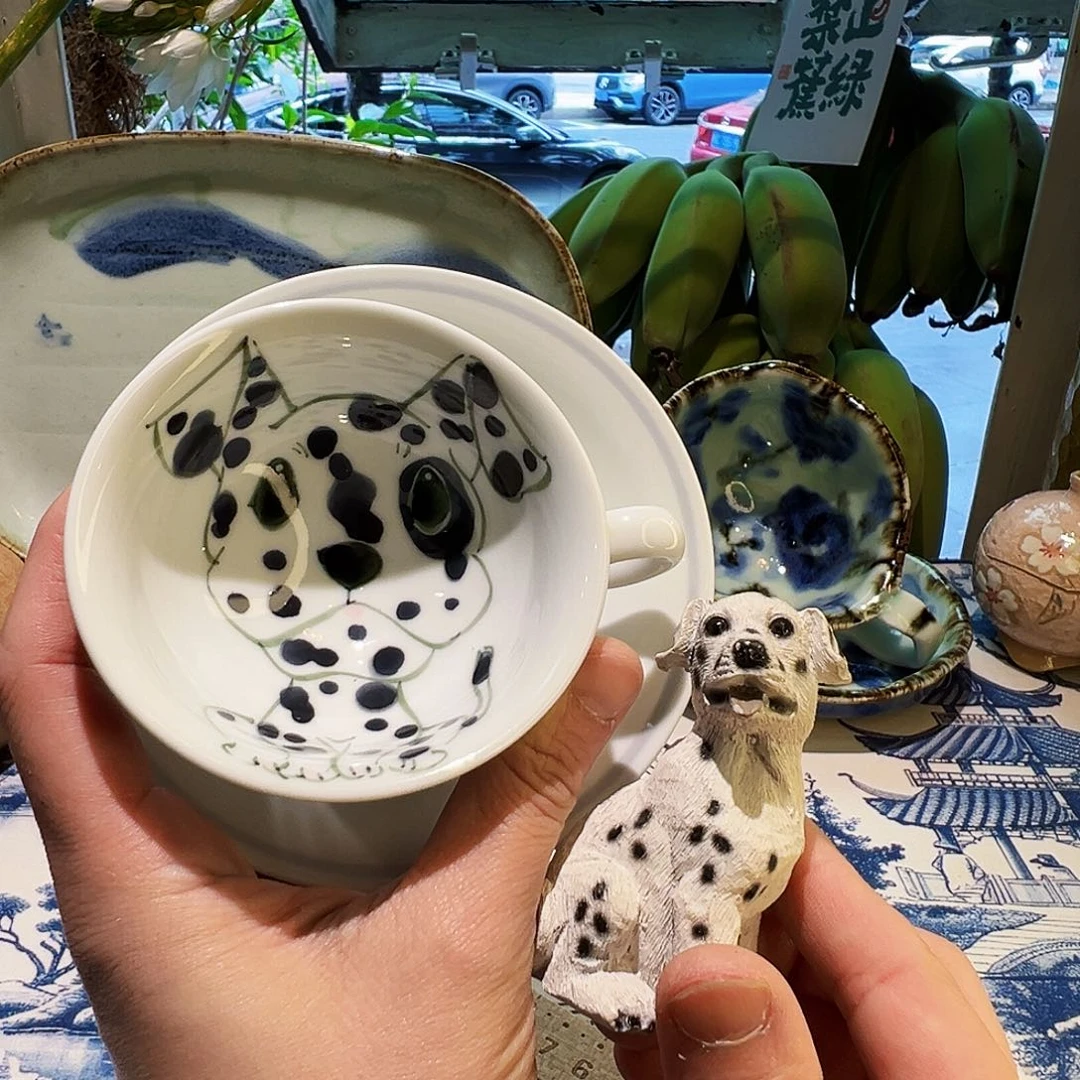 m****e咖啡杯和茶杯是我们学校一