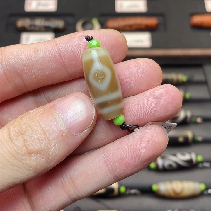 未镶嵌玛瑙/玉髓珠宝半成品