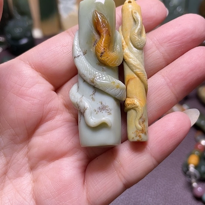 和田玉（糖玉）未镶嵌颈饰盼*
