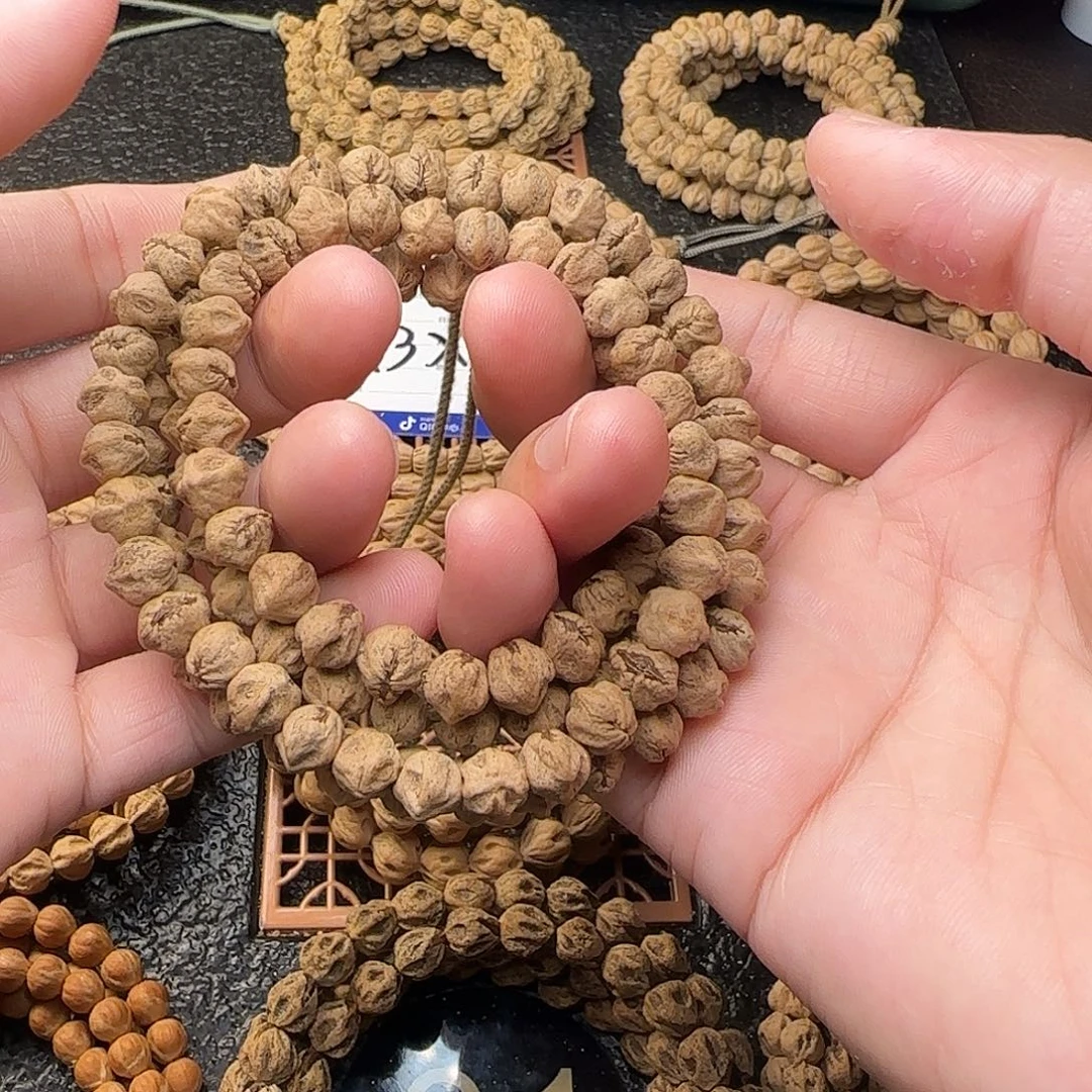 肥***门柏香籽/百香籽吊坠