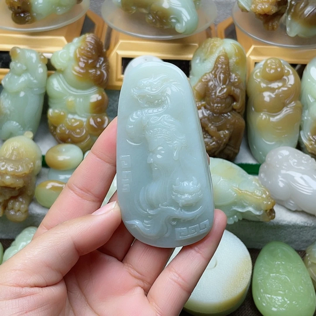 【闪购商品】未镶嵌和田玉挂件小**人