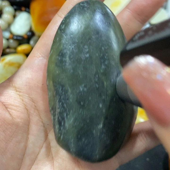 未镶嵌和田玉(糖玉)挂件