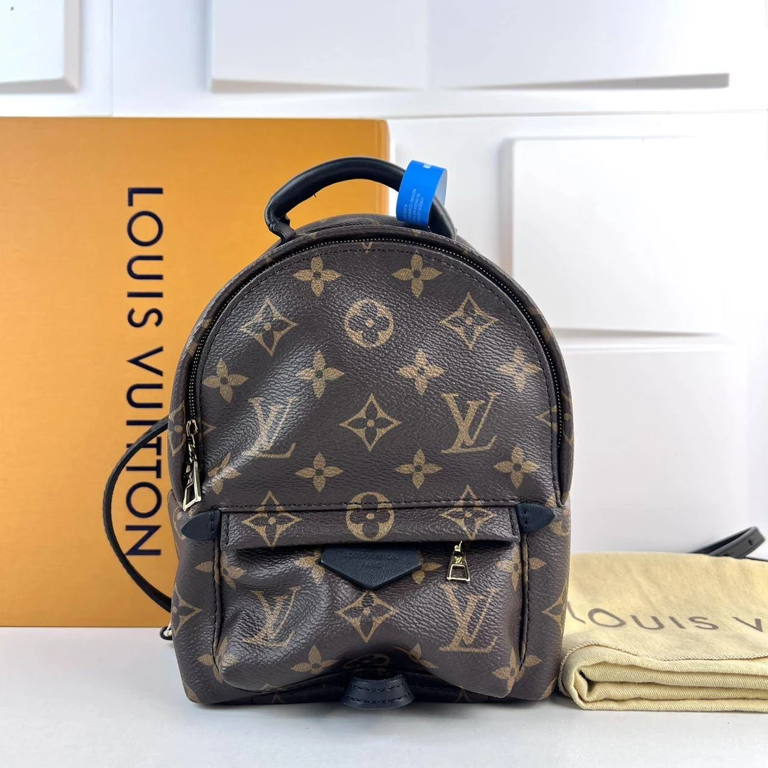 胖虎曼曼/路易威登/95新/公价0/箱包/双肩包/312505130038