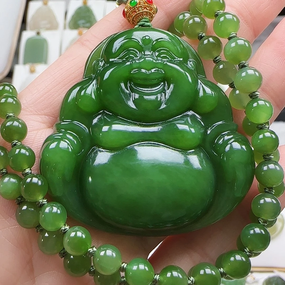 和田玉足金镶嵌颈饰