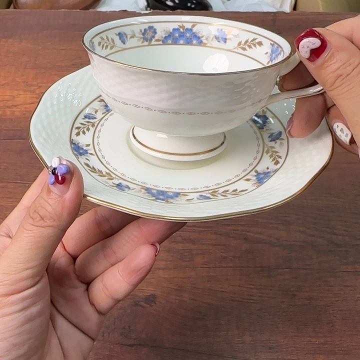 一个陶瓷物件哈哈哈