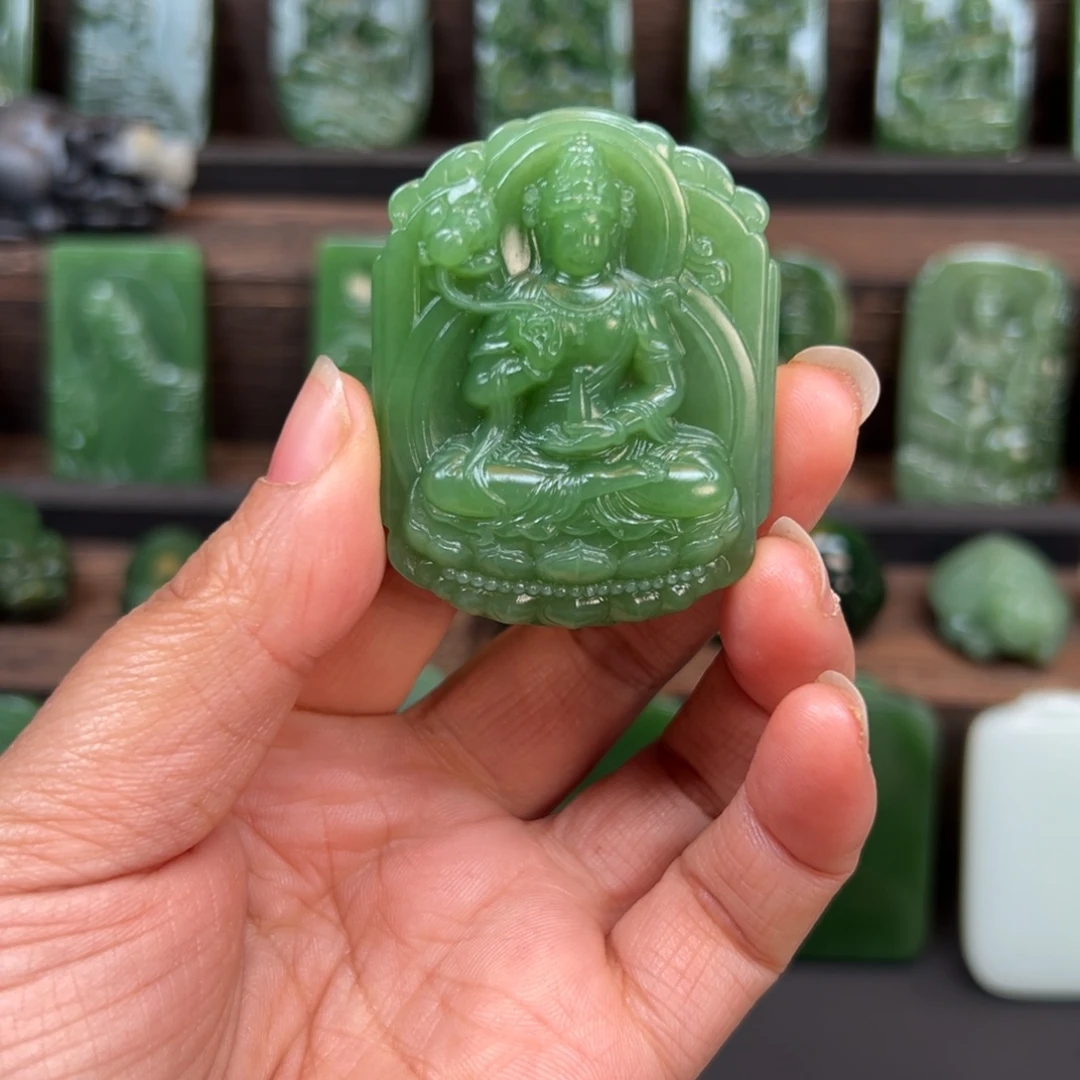 雄***8和田玉未镶嵌颈饰