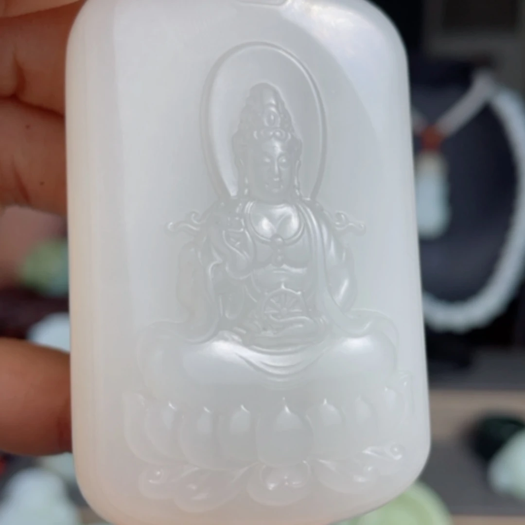【闪购商品】颈饰未镶嵌和田玉