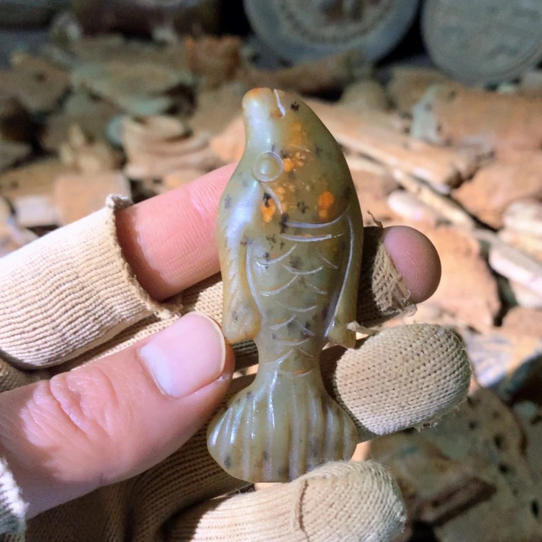 和田玉未镶嵌挂件