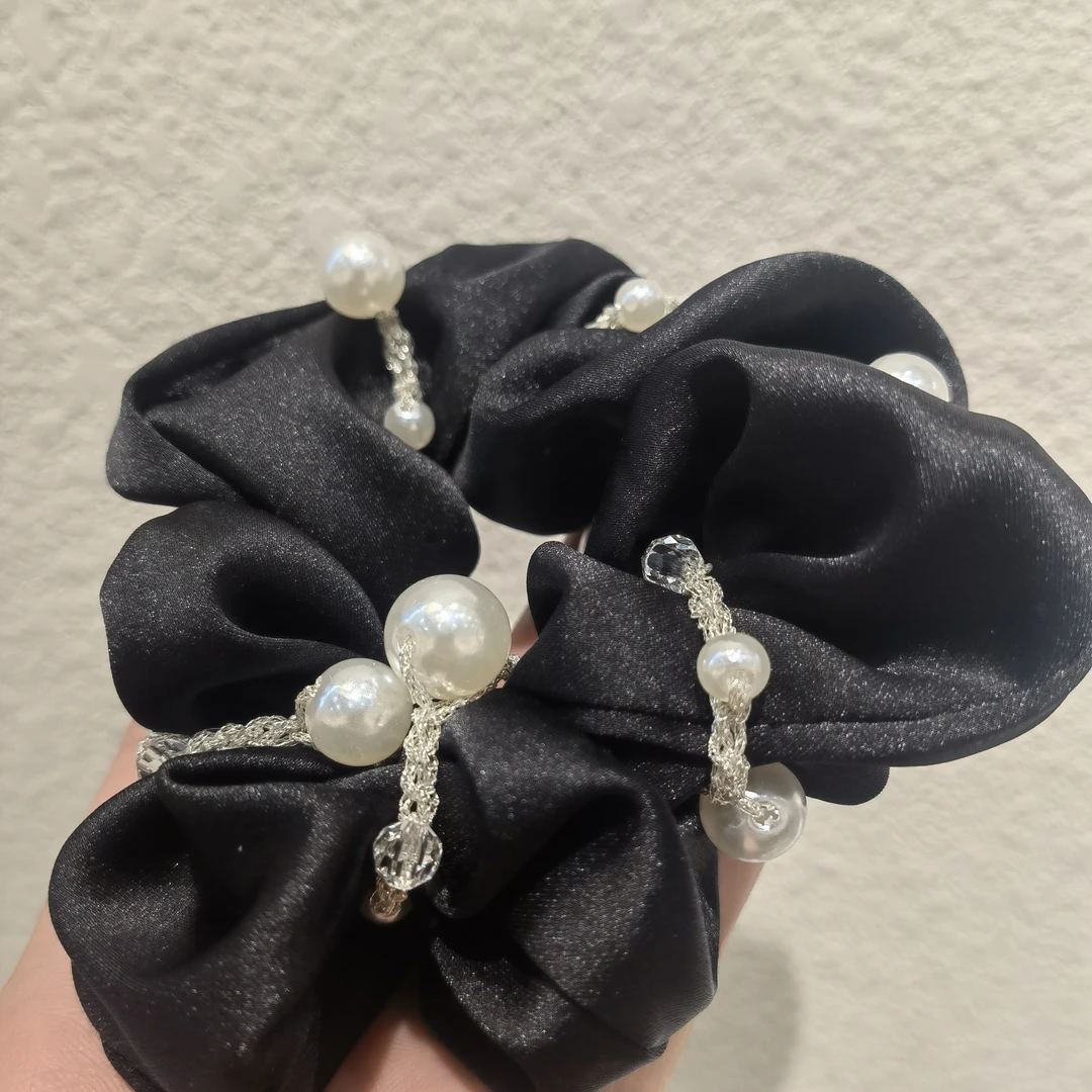 F187黑色编织链串珠肠圈