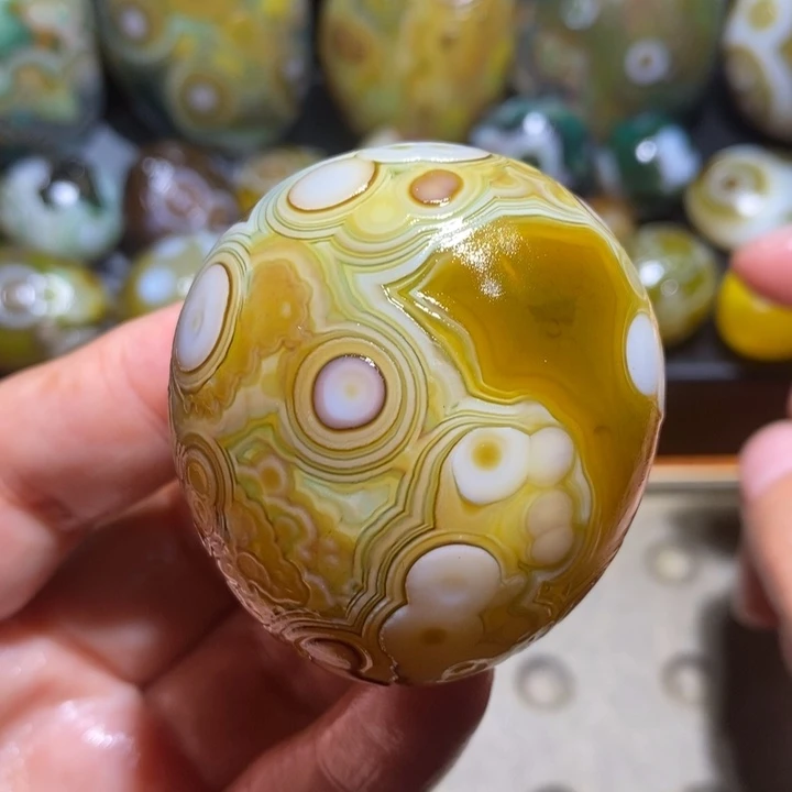 玛瑙/玉髓未镶嵌珠宝半成品