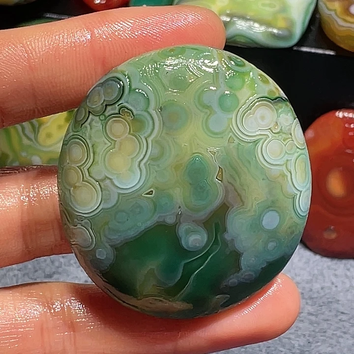 玛瑙/玉髓未镶嵌珠宝奇石