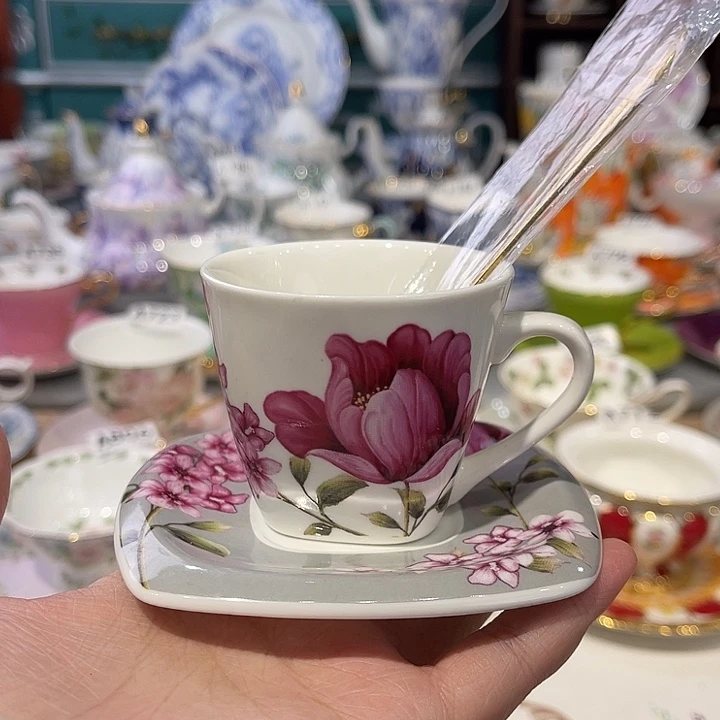 瓷器瓷器瓷器瓷器瓷器瓷器浓缩