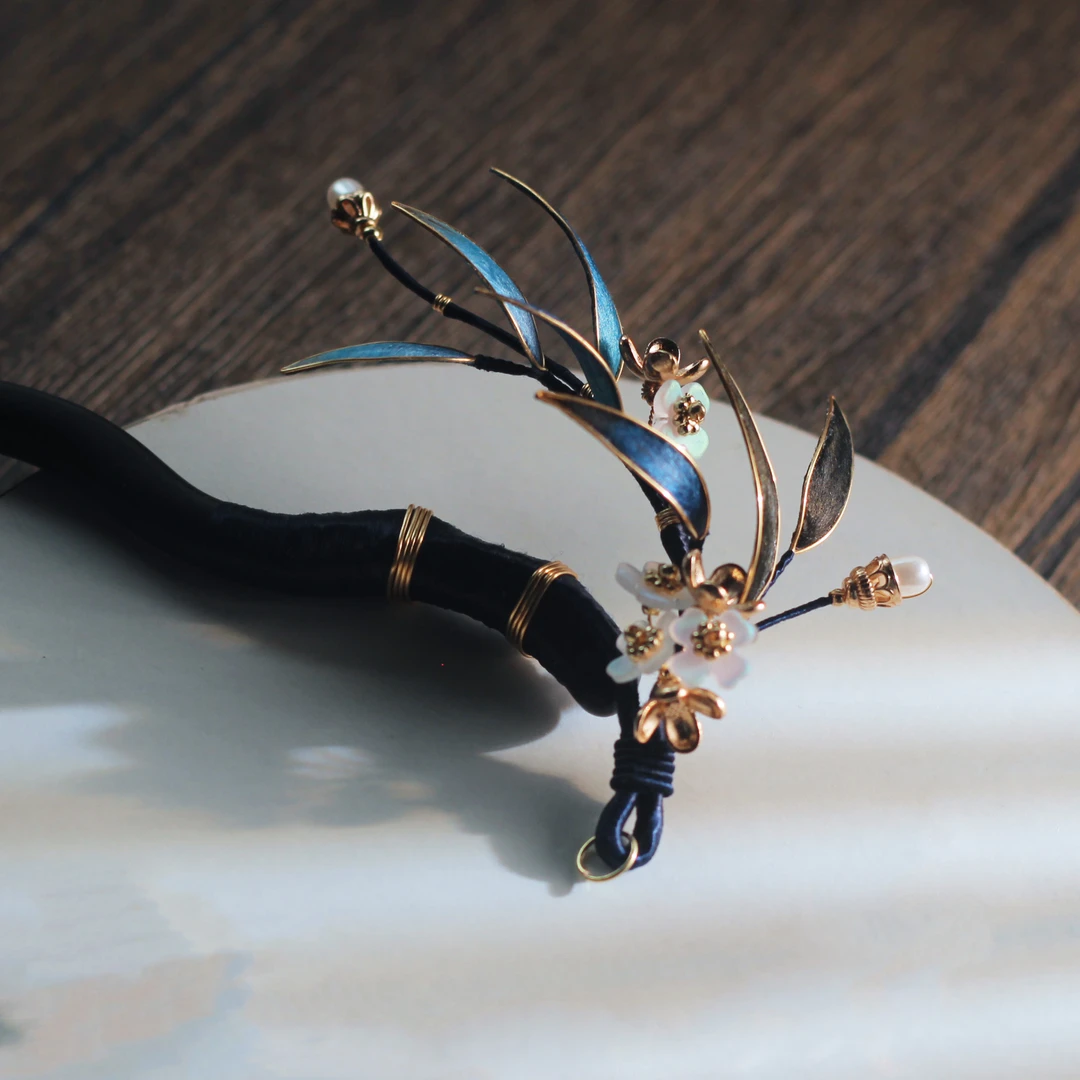 森森的簪 竹清桂影丨 原创非遗绒花发簪 新中式盘发檀木流苏发饰