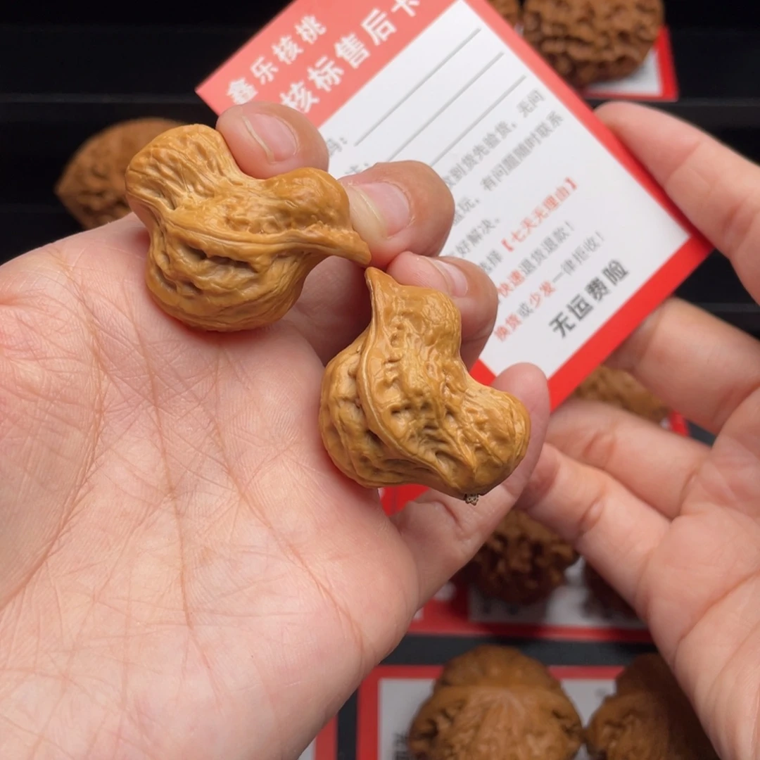 文玩核桃把件小鸟