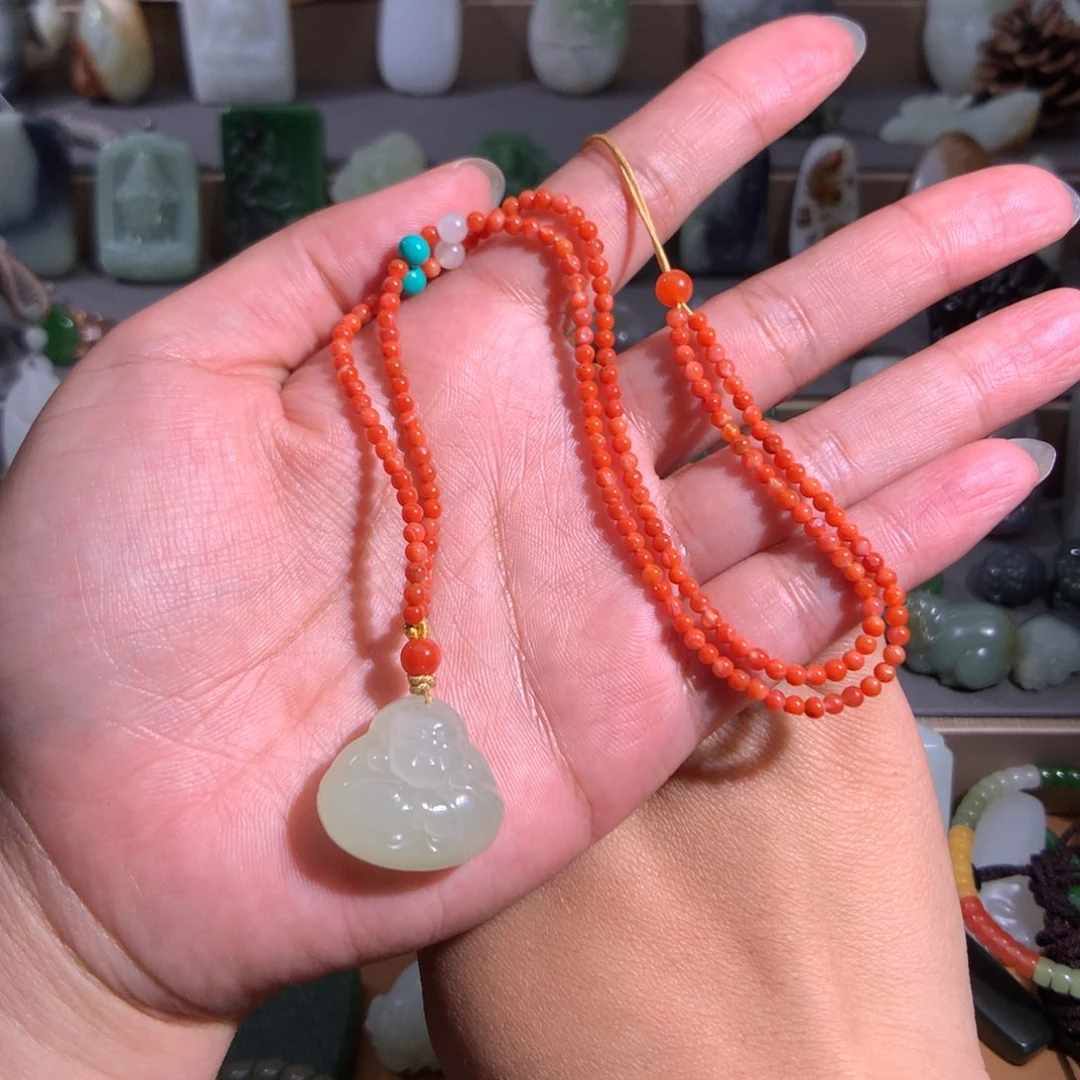 和田玉颈饰未镶嵌