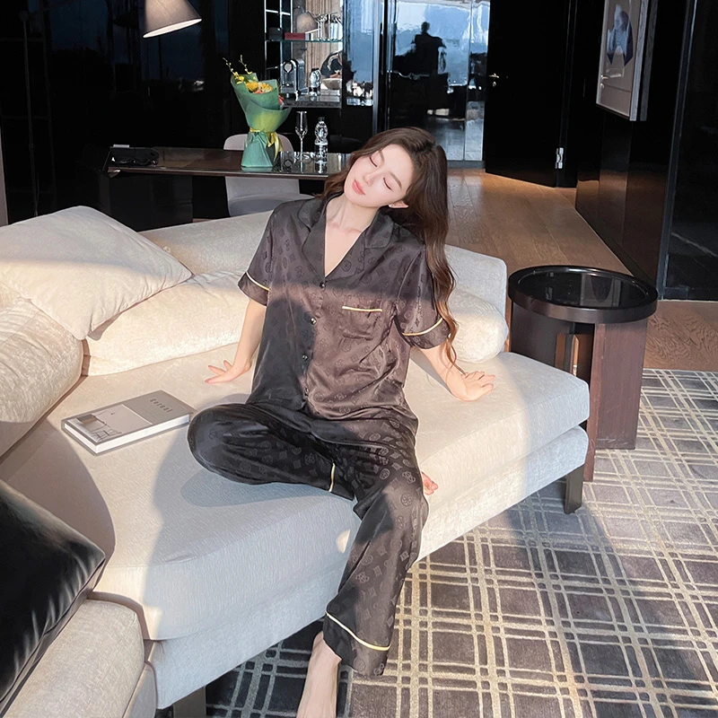 斯服玛睡衣女款2025新款夏季冰丝高定轻奢ins风短袖家居服两件套