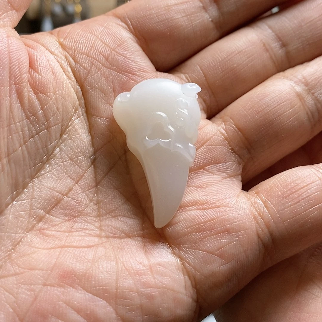 和田玉挂件未镶嵌早**一