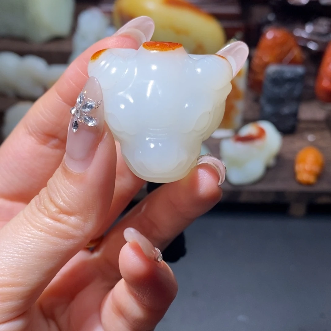飞***狐和田玉（糖玉）未镶嵌挂件
