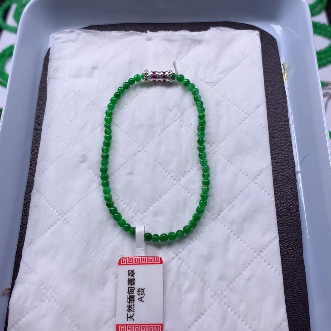 翡翠未镶嵌颈饰手串