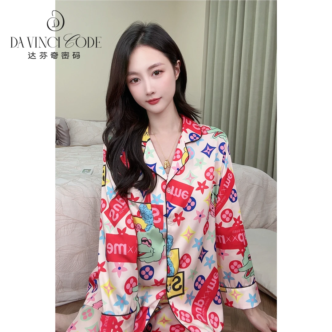 达芬奇密码新款时尚涂鸦小丑高档睡衣女春秋轻奢舒适感家居服