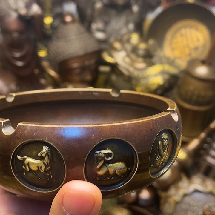 铜246885689579868867889