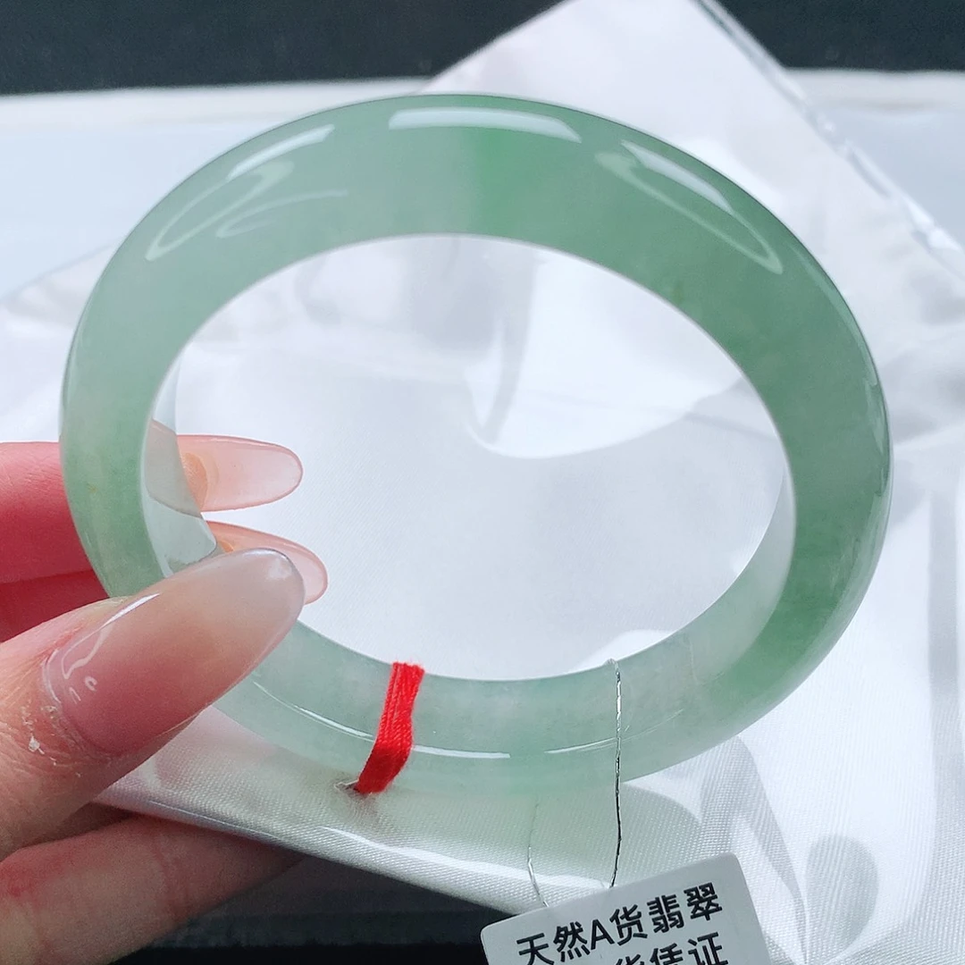 未镶嵌手镯翡翠54圈