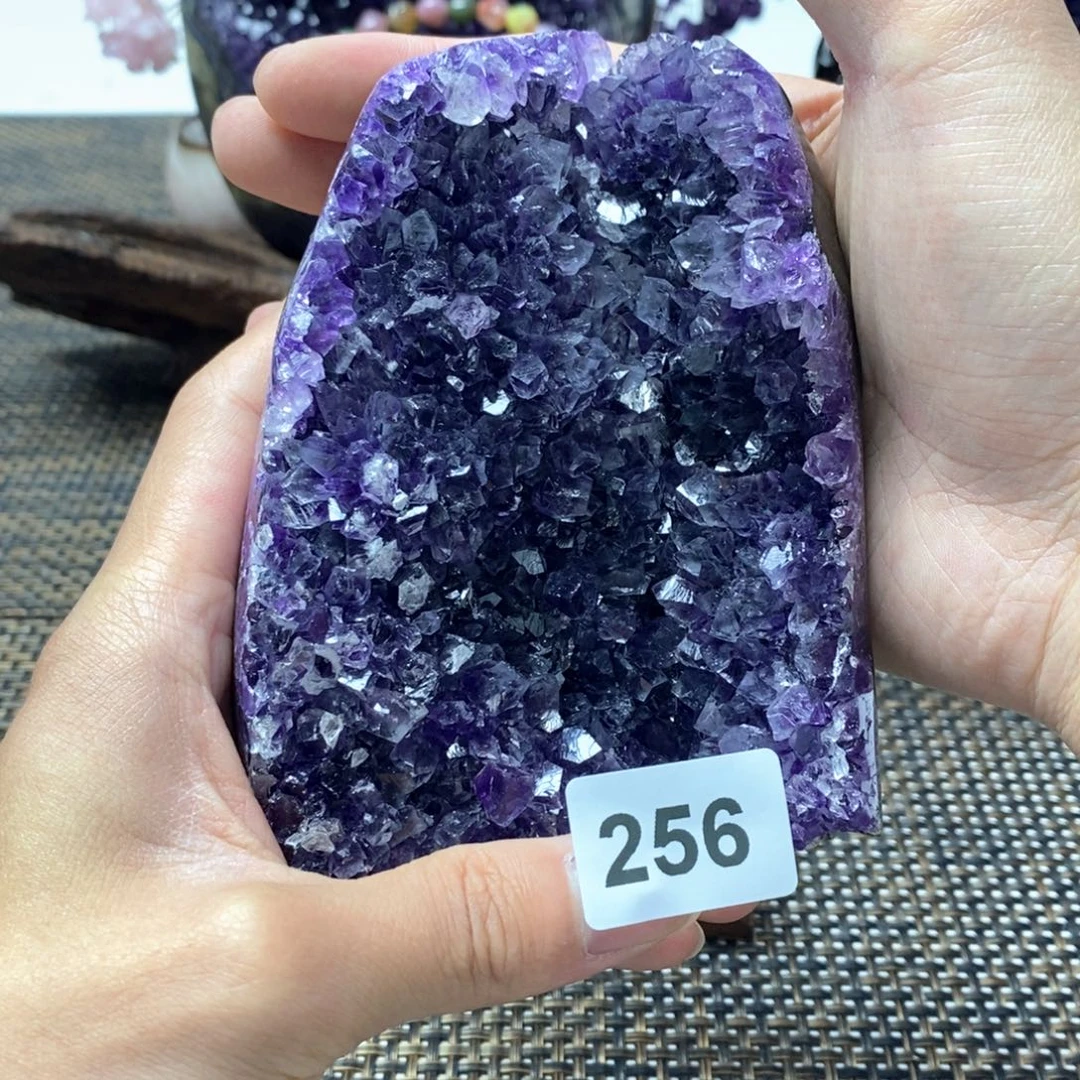 紫晶大型摆件（非配饰）未镶嵌