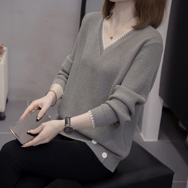 V领毛衣女秋冬宽松大码洋气减龄时尚拼色显瘦百搭打底针织衫上衣