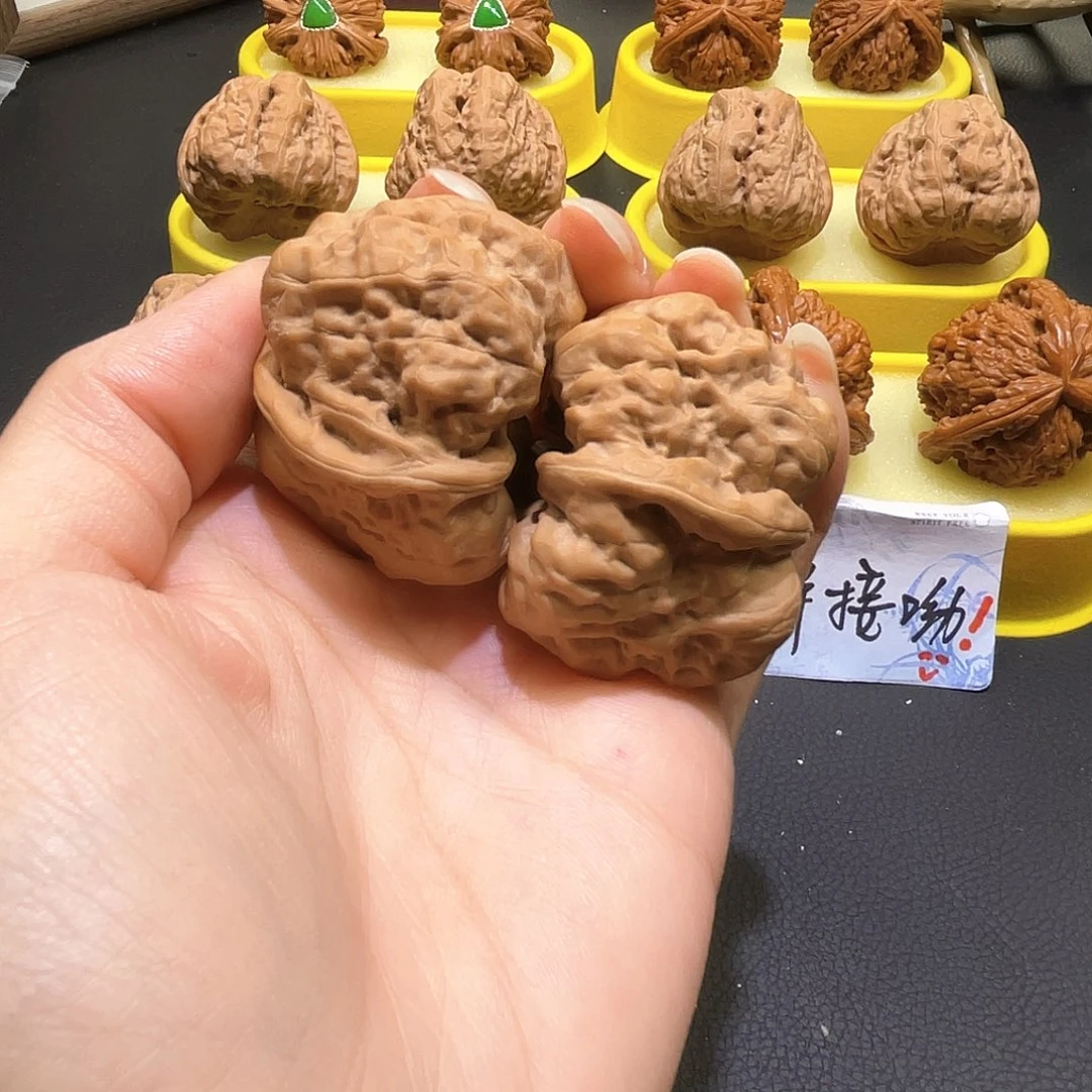 有***由边42肚44,恭喜大哥喜提发财蛙