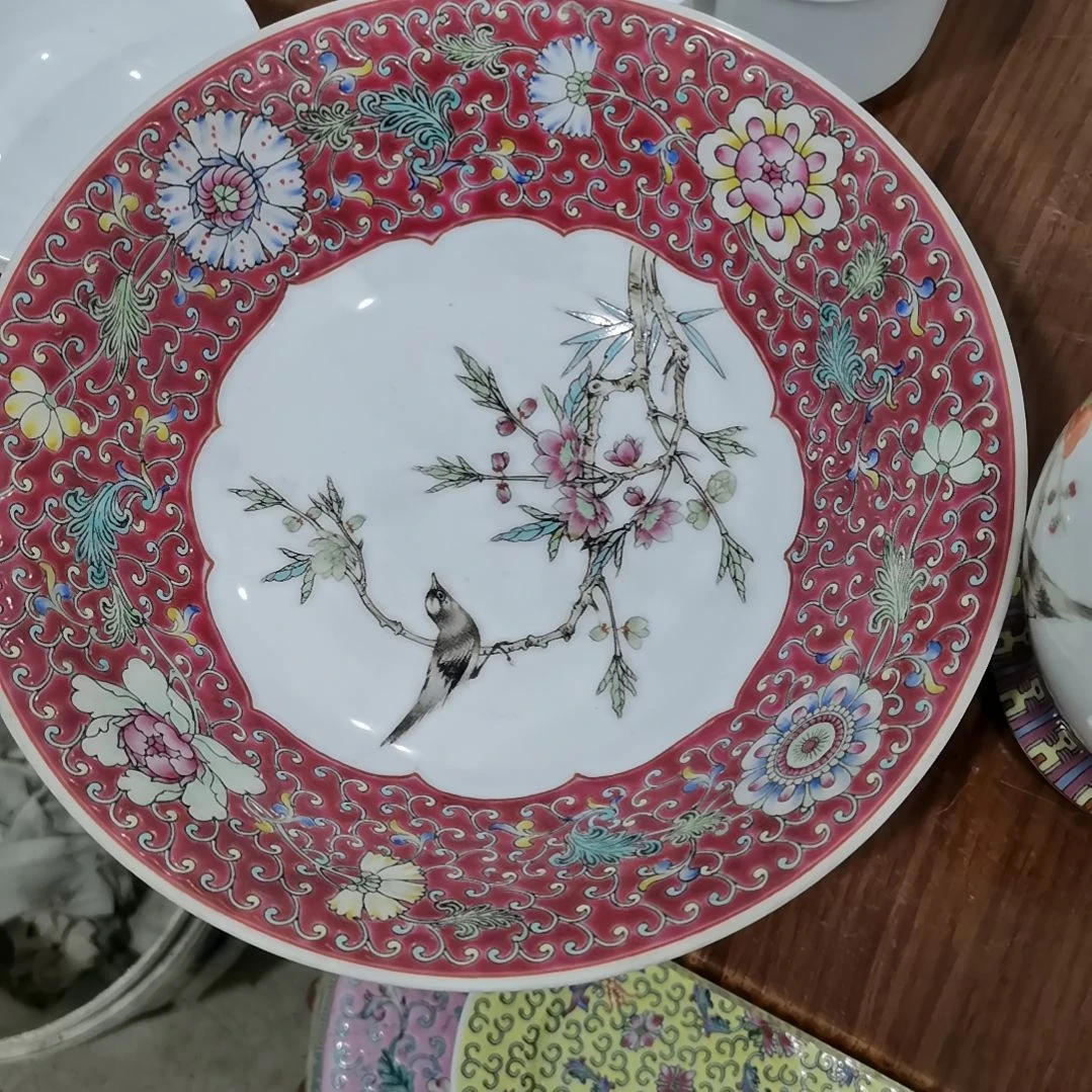 当代景德镇陶瓷工艺品韭**子
