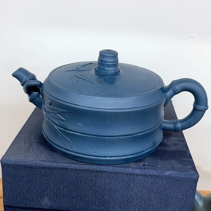 紫砂艺术生**?紫砂艺术