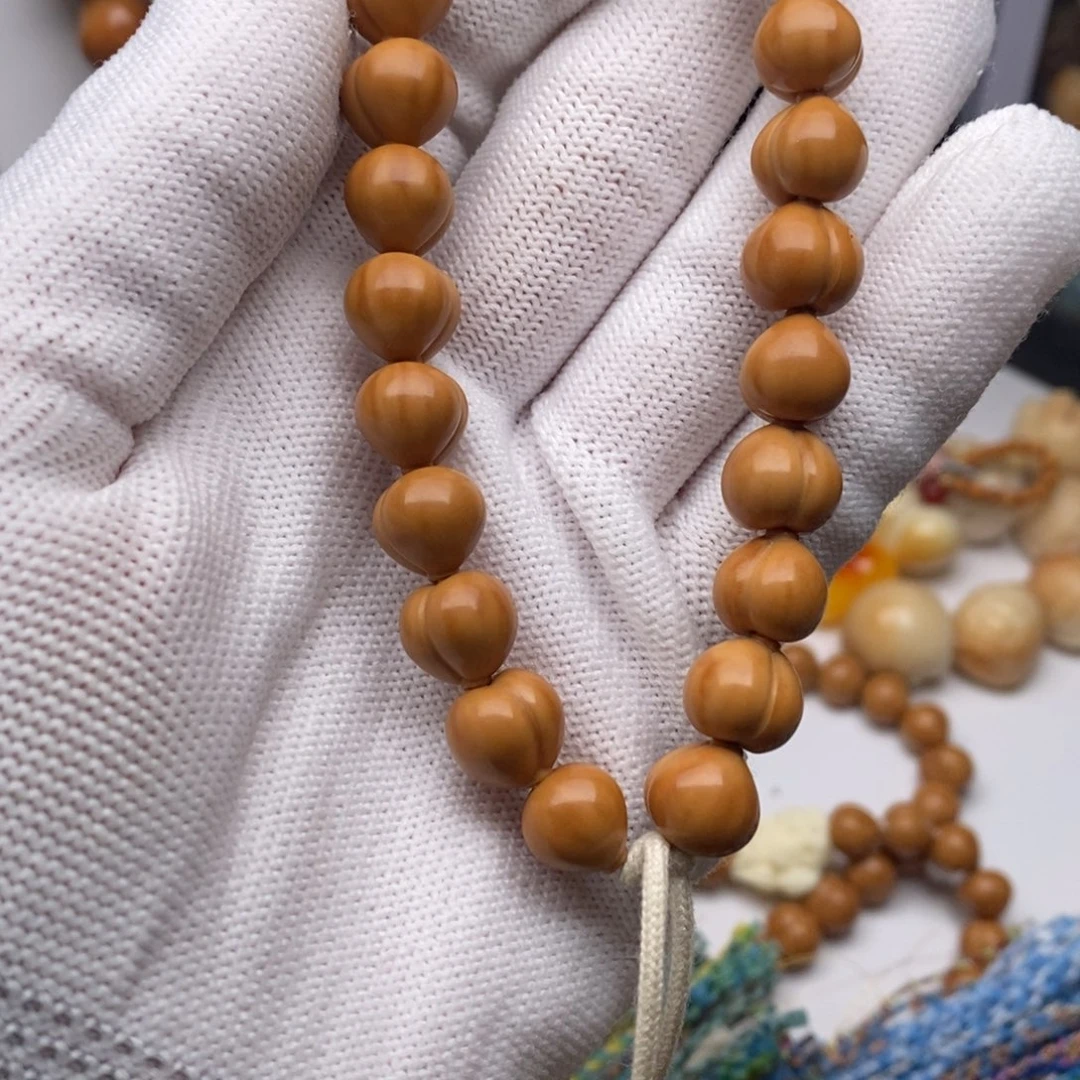 猴头核桃吊坠屁桃